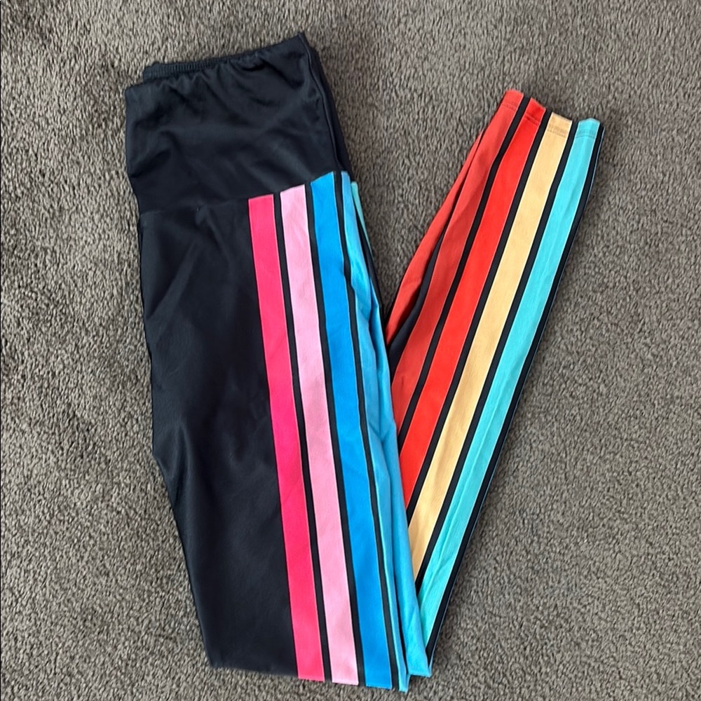 Goldsheep Black with Rainbow Leggings, Size M